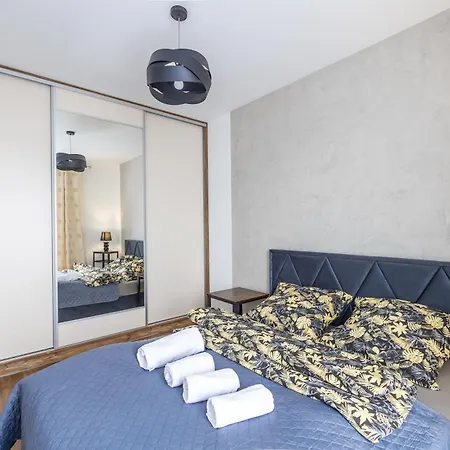 33 Apartment *